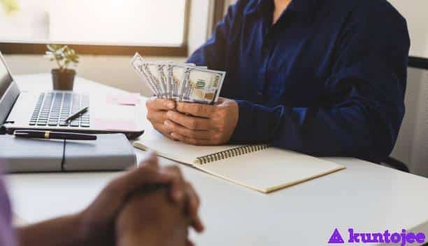Short Term Loans Online: Request Assistance Immediately from a Helpful Lender